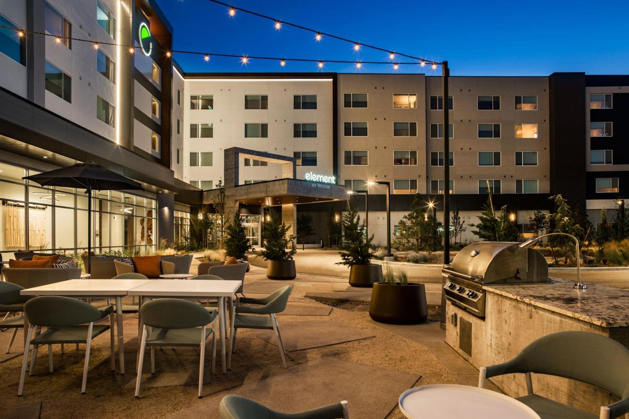 فندق Element Reno Experience District المظهر الخارجي الصورة